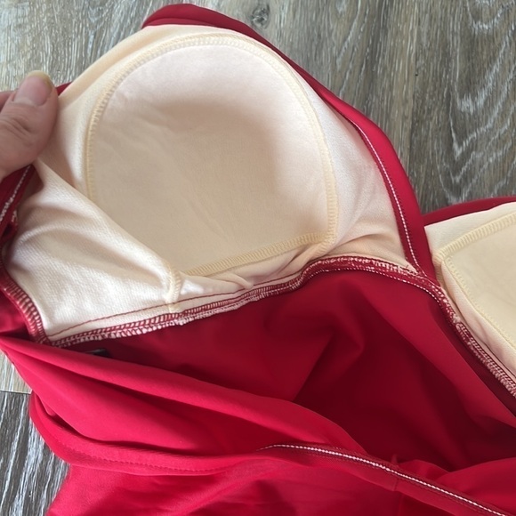 Croft & Barrow Swimsuit one piece slimming ruched size 12 - Picture 3 of 5